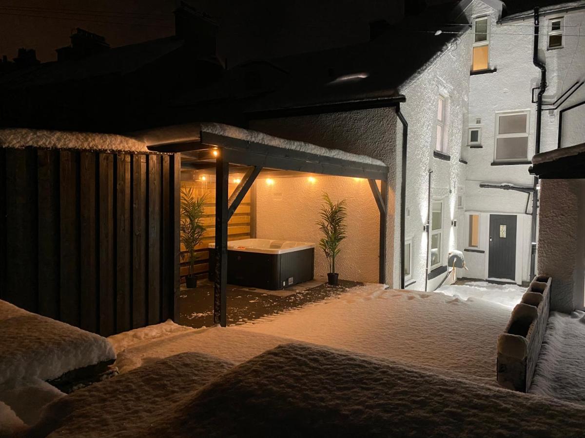 Lincoln House Apartments Бакстон Екстер'єр фото