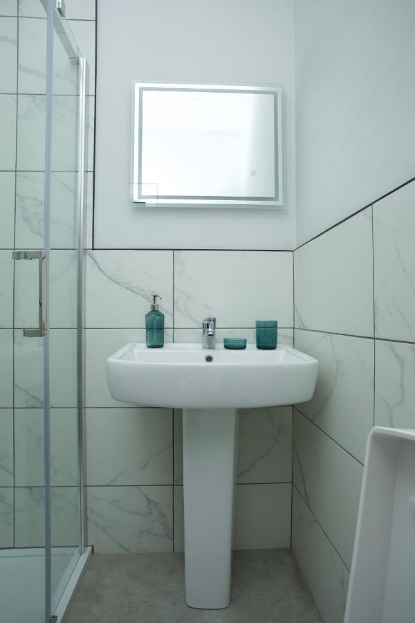 Lincoln House Apartments Бакстон Екстер'єр фото