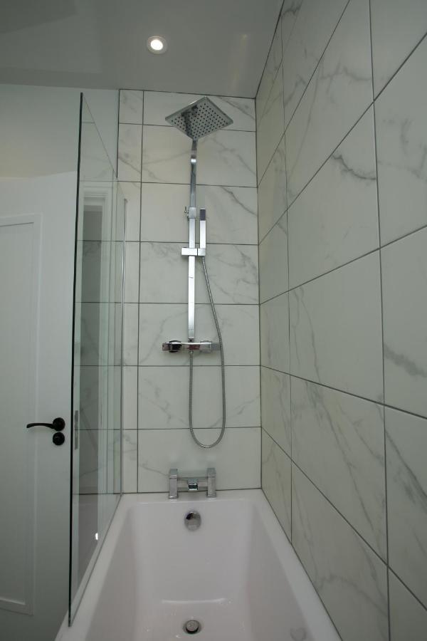 Lincoln House Apartments Бакстон Екстер'єр фото